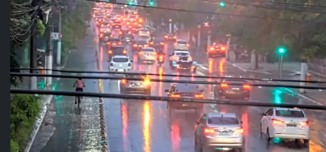 Niterói em estágio de Atenção: Temporal castiga a cidade e Região Oceânica entra em alerta para deslizamentos